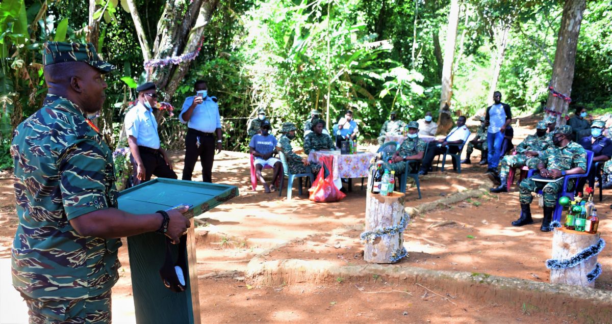 Chief of Staff,  Brigadier Godfrey Bess (left) speaking to the soldiers. (GDF photo)