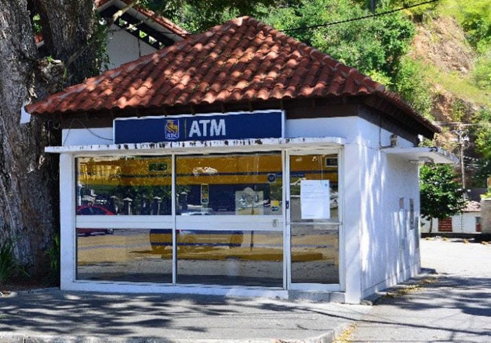 HEIST: The RBC Royal Bank automated teller machine at Rookery Nook, Maraval, which was broken into over the weekend. —Photo: ISHMAEL SALANDY