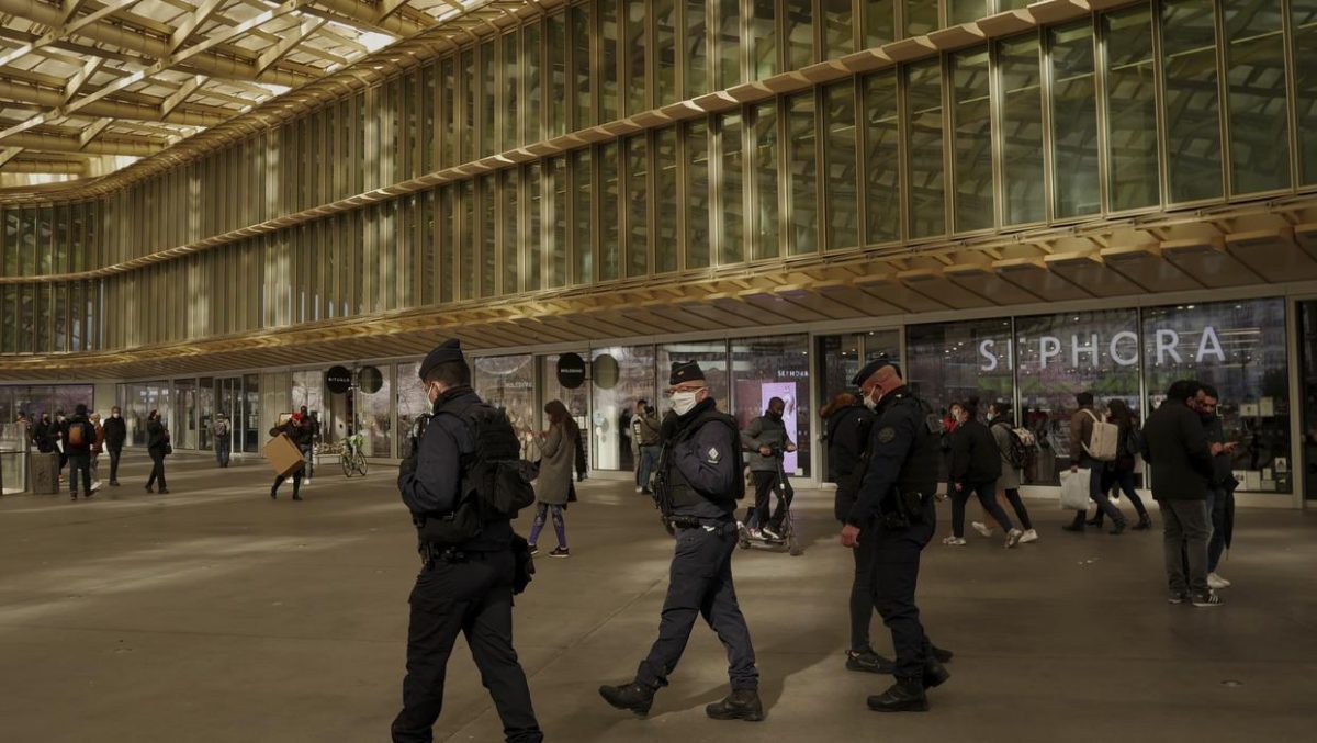 Police officers patrol in the Chatelet area in Paris (AP/Thibault Camus)