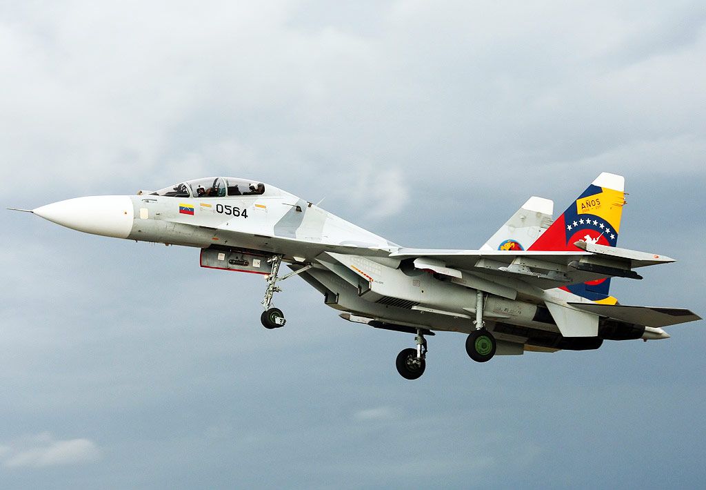 A Russian-made Venezuelan air force Sukhoi fighter jet. (en.mercopress.com)