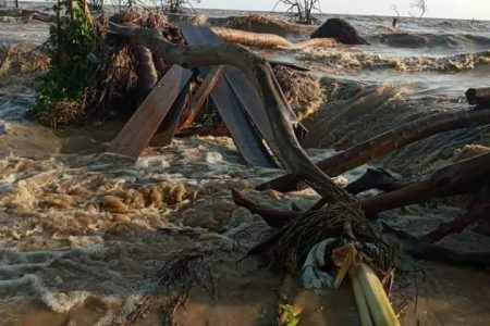 Water overtopping the Zeelandia sea defence (CDC photo)