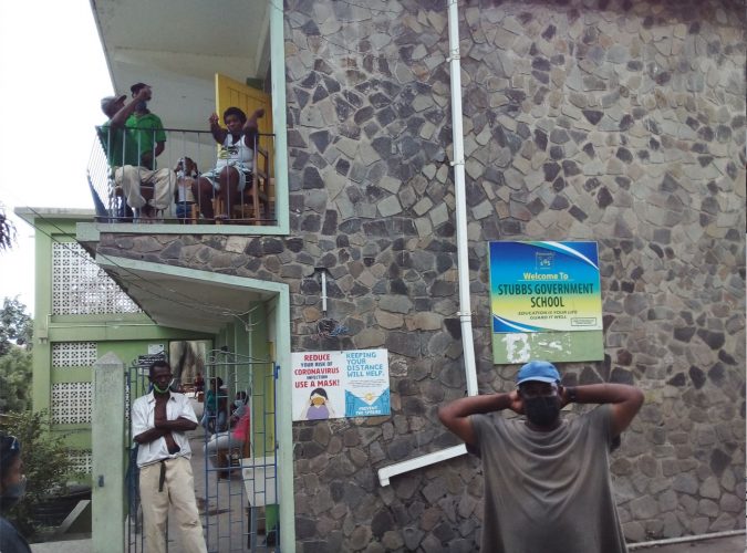  Residents of Stubbs and shelter at Stubbs Government School. Taken by Judy Grant.