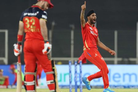 Harpreet Brar of Punjab Kings celebrates the wicket of Glenn Maxwell of Royal Challengers Bangalore yesterday at the Narendra Modi Stadium, Ahmedabad. Photo by: Deepak Malik / Sportzpics for IPL