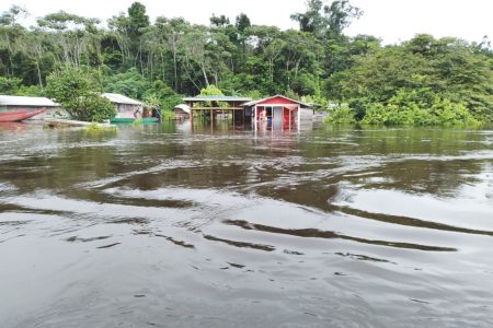 Submerged houses in Kangaruma 