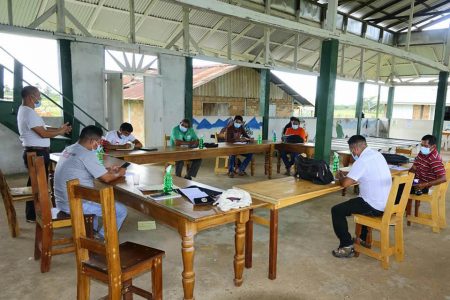 The meeting in progress (SRDC Facebook page)
