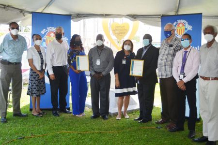 The St. Joseph Mercy Hospital team with their ISO 9001:2015 certification 