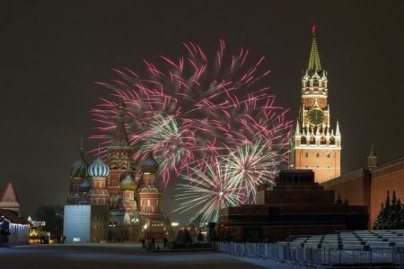 Fireworks at the Kremlin (Reuters photo)