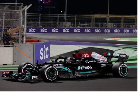 Mercedes’ Lewis Hamilton in action during the race REUTERS/Ahmed Yosri