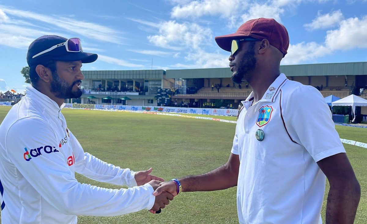 West Indies captain Kraigg Brathwaite (right) and Sri Lankan counterpart Dimuth Karunaratne shake hands.