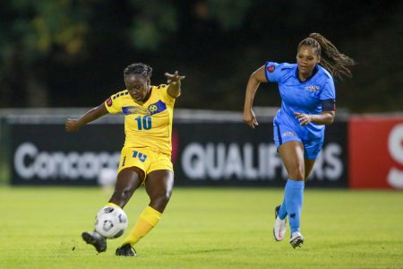 Rianna Cyrus of Barbados takes a shot during the match against Aruba. (Photo: CONCACAF/STRAFFON IMAGES/MIGUEL GUTIERREZ) 