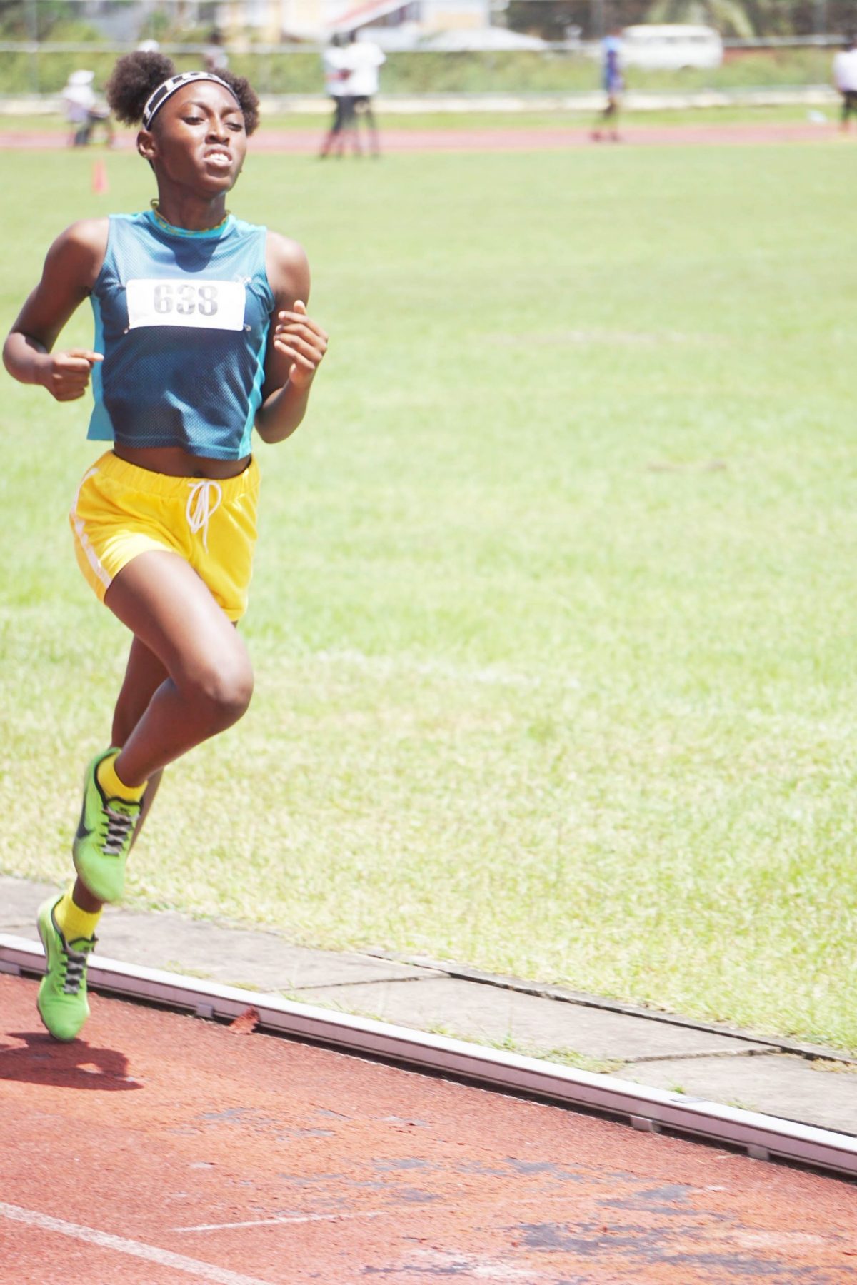 Attoya Harvey who qualified for the 800m and the 1500m events also was dominant during this past weekend and during the other trials. The 16 year-old will be one of the favorites for the top podium steps in Jamaica. (Emmerson Campbell photo)

