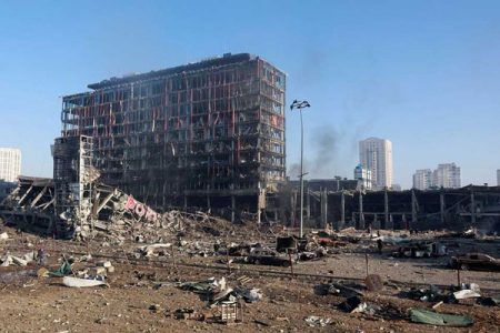 A view shows the site of a shelling of a shopping centre in the Podilskyi district of Kyiv, as Russia's invasion of Ukraine continues, in Kyiv, Ukraine Mar 21, 2022. REUTERS/Serhii Nuzhnenko