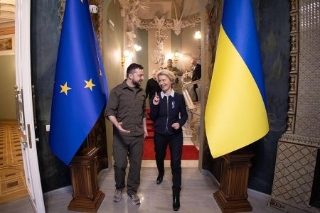 Ukrainian President Volodymyr Zelensky (left) and European Commission President Ursula von der Leyen arriving to attend a joint press conference in Kyiv on April 8, 2022