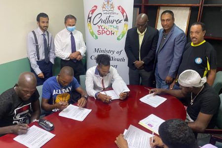  Amid trash talk yesterday, the locally based combatants for the ‘Guyana Fight Night Road to Redemption’ card inked their respective contracts at the headquarters of the boxing board at the Avenue of the Republic.