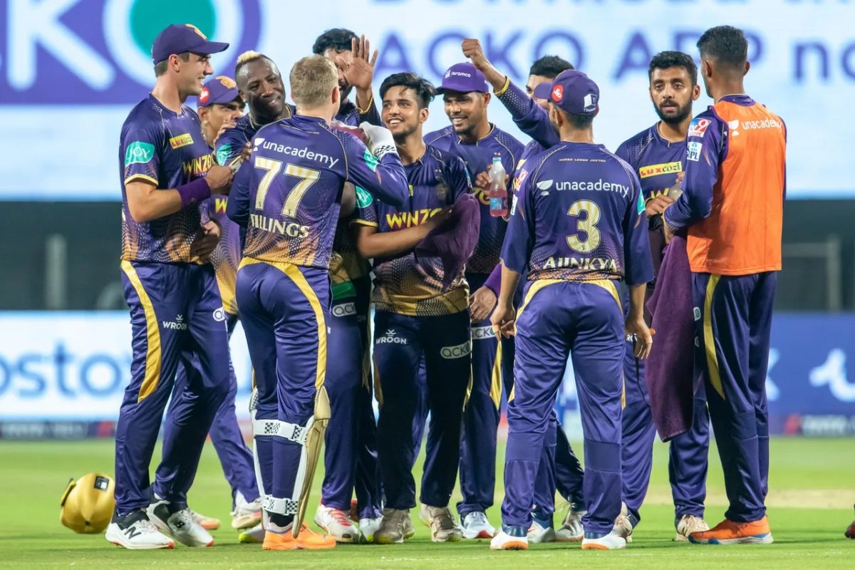 Andre Russell celebrating with his KKR teammates. (Photo: IPL) 