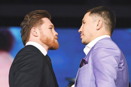 Canelo Alvarez  (left) Gennady Golovkin 