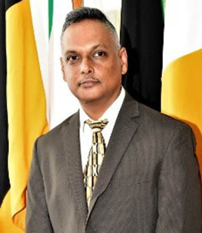 Dr. Arif Bulkan 