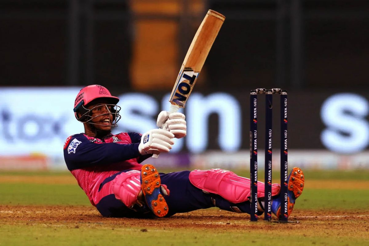 IT IS FINISHED! Guyana’s Shimron `The Finisher’ Hetmyer finished off the Rajasthan Royals run chase with a flurry of boundaries ending on 30 not out in the Royals’ 190/4 chasing 189 by the Punjab Kings. (Photo courtesy of the IPL)