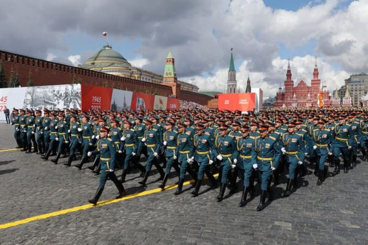 Russian service members march during a parade on Victory Day, which marks the 77th anniversary of the victory over Nazi Germany in World War Two, in Red Square in central Moscow, Russia May 9, 2022. REUTERS/Evgenia Novozhenina