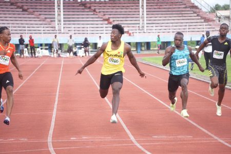 Emanuel Archibald (lane 4) held off challenges from Noelex Holder (10.42s) and Akeem Stewart (10.46s) to once again claim the coveted title of Guyana’s fastest man (Emmerson Campbell photo)