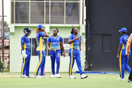 Barbados got their revenge over Jamaica after beating the girls in yellow by 11 runs via the Duckworth Lewis and Stern Method in their rain-affected Super50 match up at the National Stadium, Providence yesterday.
Barbados, batting first were dismissed for an unexpected 121 in 31.4 overs while Jamaica were 106 for nine after 25.3 overs, still 11 runs behind the par score when rain washed out the rest of play.
Chinelle Henry struck three balls into the match as Kycia Knight was bowled for a duck but her twin sister, Kyshona and captain, Hayley Matthews, kept Barbados on par with a 57-run partnership for the second wicket.
Kyshona Knight struck six boundaries and toiled to 50 from 75 balls before she was dismissed by Vanessa Watts. Matthews, on the other hand, was the only other batter to reach double figures with 16 from 20 balls, including three boundaries.
Extras propped up the defending champions’ tally with 25. Stafanie Taylor was the pick of the bowlers with 3-13 from 5.4 overs while Jody-Ann Brown (2-20), Watts (2-24) and Henry (2-25) supported.
Matthews returned to save her side by striking twice in the 23rd over to push Barbados ahead, removing Neisha Ann Waisom and Charline Howell to end with 3-16.
Aaliyah Williams also pegged Jamaica’s scoring back with 3-16 from seven overs. Rashada Williams top scored with 29 from 41 balls, her innings featuring five boundaries while Henry was left unbeaten on 28 from 37 balls.
Taylor was the only batter to reach double figures with 13 runs from 27 balls while extras accounted for 13.
Today, hosts Guyana will battle Trinidad and Tobago at the same venue.
