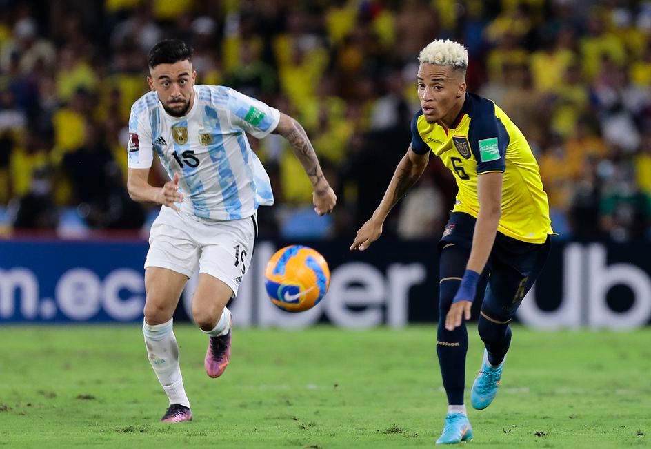 Ecuador retiene plaza mundialista tras desestimar FIFA denuncia de Chile