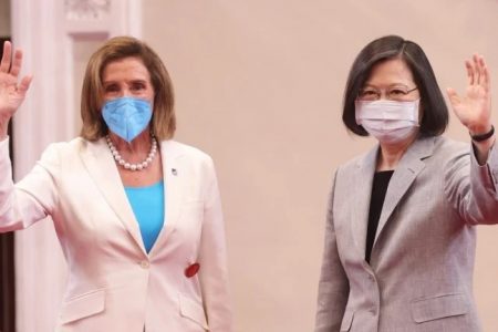 Nancy Pelosi (left), House Speaker of the United States, and Tsai Ing-wen, President of Taiwan in Taiwan