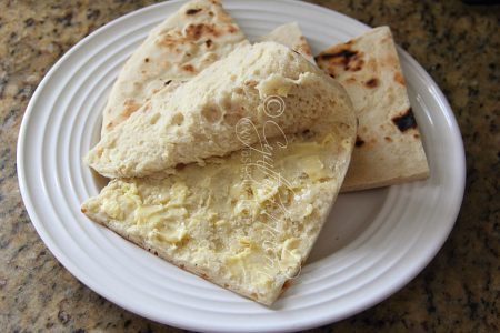 Sada roti with butter (Photo by Cynthia Nelson)