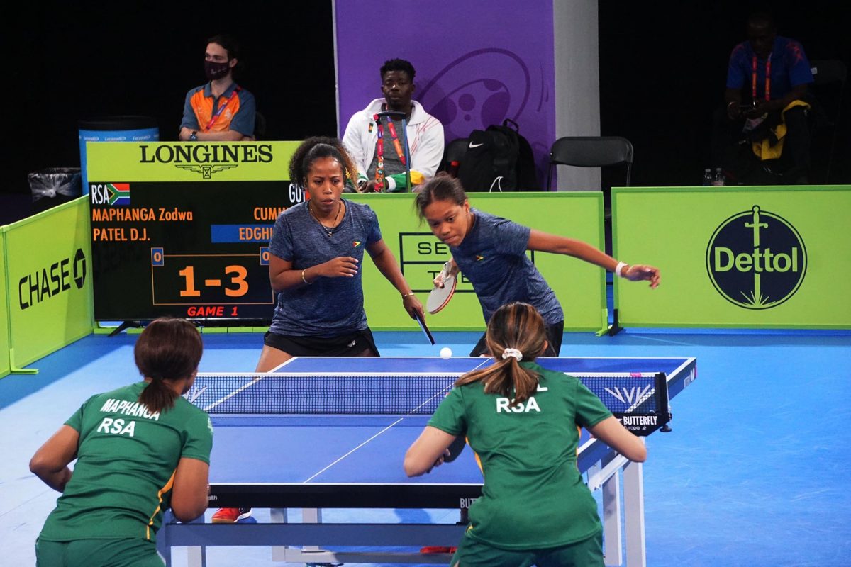 Chelsea Edghill and Natalie Cummings advanced to today’s Round-of-16 after dominating their South African opponents, Zodwa Maphanga and Jayavant Patel 11-3, 11-7, 9-11, 11-8 on court seven yesterday at the National Exhibition Centre (Emmerson Campbell photo).
