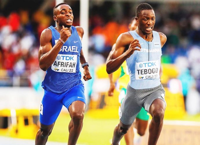 Israeli Blessing Akawasi Afrifah (left)  and Letsile Tebogo 