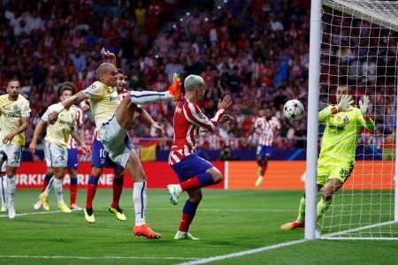 Atletico Madrid’s Antoine Griezmann scores their second goal REUTERS/Juan Medina