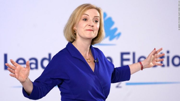 8/25/2022 - Liz Truss during a hustings event at the Holiday Inn, in Norwich North, Norfolk, as part of her campaign to be leader of the Conservative Party and the next prime minister. Picture date: Thursday August 25, 2022. (Photo by Joe Giddens/PA Images/Alamy Images/Sipa USA) *** 