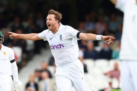 Ollie Robinson grabbed five wickets for England as South Africa were shot out for 118. (Photo courtesy England Cricket/Twitter)