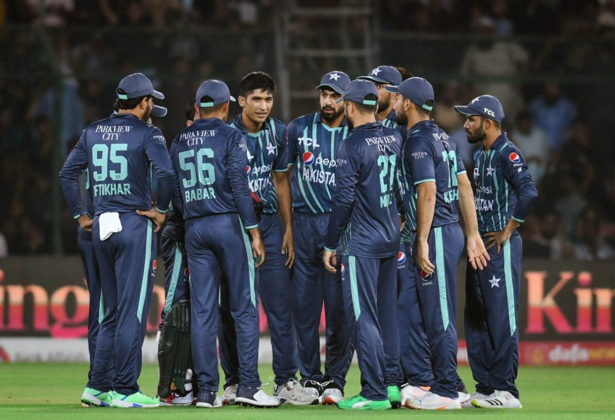 Pakistan cricket team won yesterday’s T20 I against England to set up Wednesday’s decider. (PCB Twitter)