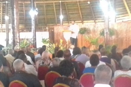 A memorial service was yesterday held for former Guyanese Foreign Minister Rashleigh Jackson at the Umana Yana. Jackson passed away on September 1st at the age of 93. Yesterday’s service featured his favourite music and reminiscences by family and friends. In this photo his son Storm Peter Jackson is at the rostrum. Cremation was to follow at Ruimzigt.