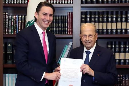 Lebanese President Michel Aoun, right, receives from U.S. En ..Read more at:
http://timesofindia.indiatimes.com/articleshow/95120262.cms?utm_source=contentofinterest&utm_medium=text&utm_campaign=cppst