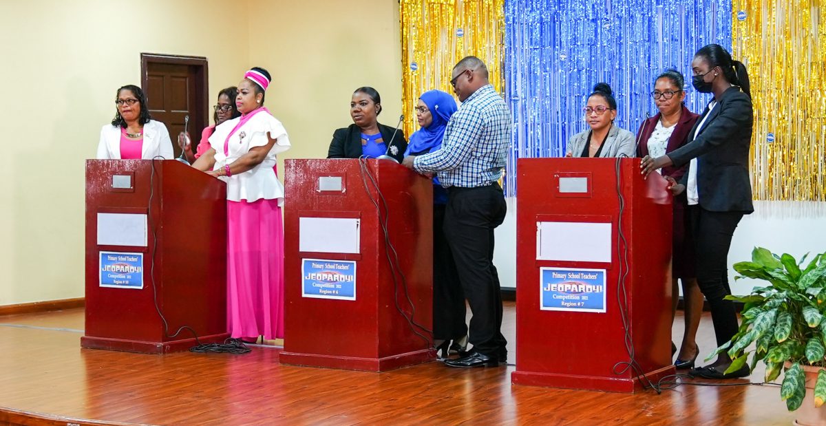 The final round of Jeopardy (Ministry of Education photo)