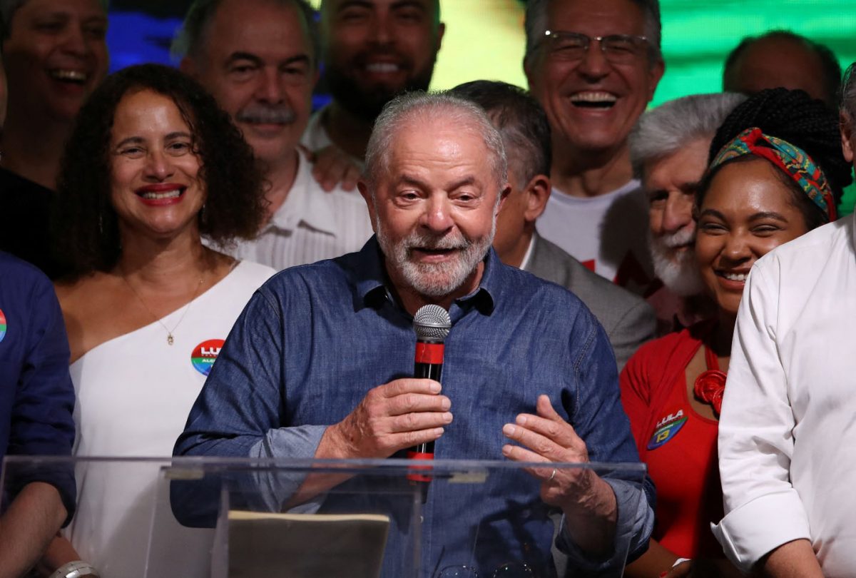 Luiz Inacio Lula da Silva (centre) narrowly won the elections (Reuters photo)