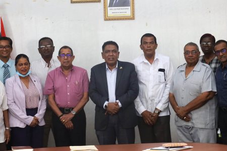 The new members of the board with Agriculture Minister, Zulfikar Mustapha (centre)
