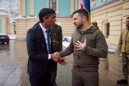 Ukraine's President Volodymyr Zelenskiy shakes hands with British Prime Minister Rishi Sunak during his welcome, as Russia's attack on Ukraine continues, in Kyiv, Ukraine November 19, 2022.   Ukrainian Presidential Press Service/Handout via REUTERS