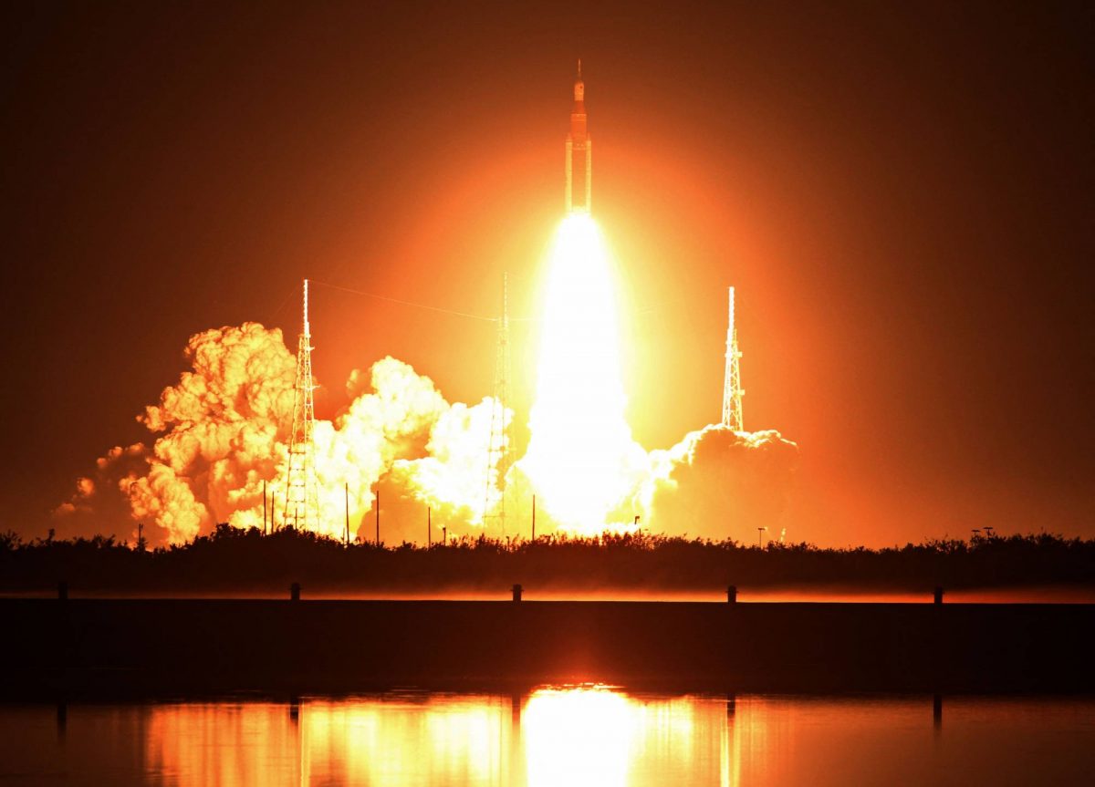 The Artemis I unmanned lunar rocket lifts off from launch pad 39B at NASA's Kennedy Space Center in Cape Canaveral, Florida, on November 16, 2022. - NASA's Artemis 1 mission is a 25-and-a-half day voyage beyond the far side of the Moon and back. The meticulously choreographed uncrewed flight should yield spectacular images as well as valuable scientific data. (Photo by Gregg Newton / AFP)