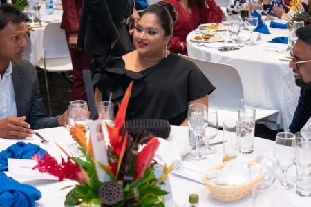 President Irfaan Ali (right) in conversation with Shivnarine Chanderpaul. At centre is First Lady Arya Ali.