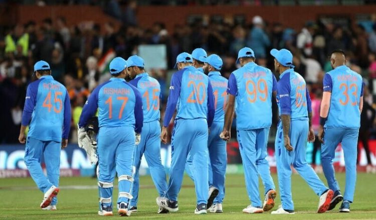 The Indian cricket team walk off following a defeat at the T20 World Cup. (Photo Reuters Twitter)
