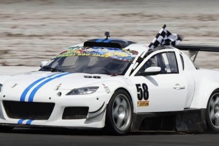 Mark Vieira takes home the Group 4 flag yesterday at the South Dakota Circuit. (GT callouts photo) 