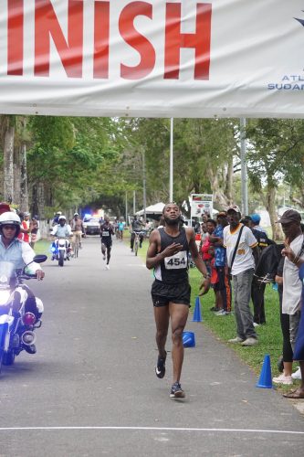 Winston Missigher crossed the tape in a little over 32 minutes to win the local leg of this year’s South American 10k Classic (Emmerson Campbell photo)