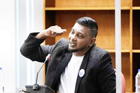 Tearful testimony: Christopher Boodram, the lone survivor
of the Paria diving tragedy, gets emotional as he gives
testimony to the commission of enquiry.