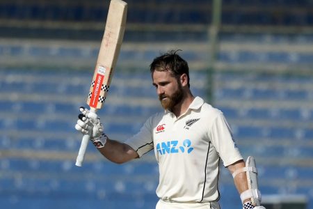 Kane Williamson acknowledging the crowd after recording a double century against Pakistan in the 1st Test