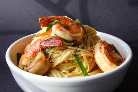Chinese Longevity Noodles with Shrimp (Photo by Cynthia Nelson)