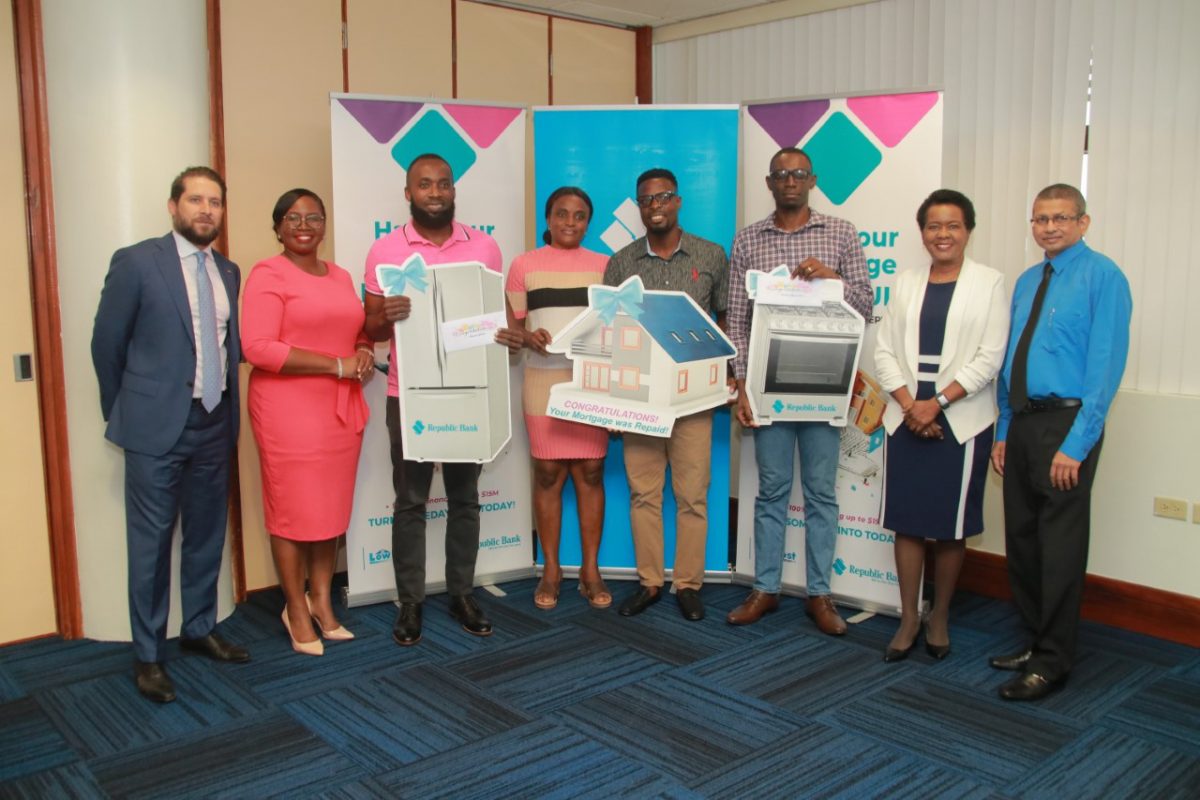 In photo: (L-R) are Managing Director, Stephen Grell; Manager – Marketing & Communications, Jonelle Dummett; Prize Winners – Dwayne Gibson; Mr. & Mrs. Sian James and                 Andelle Pierre; General Manager – Operations, Denise Hobbs and General Manager Credit(ag.) – Sasenarain Jagnanan. (Republic Bank (Guyana) Limited photo)