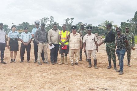 The team headed by Region Nine Commander Senior Superintendent Raphael Rose which conducted a joint operation at the Marudi Mountain mining area on Monday